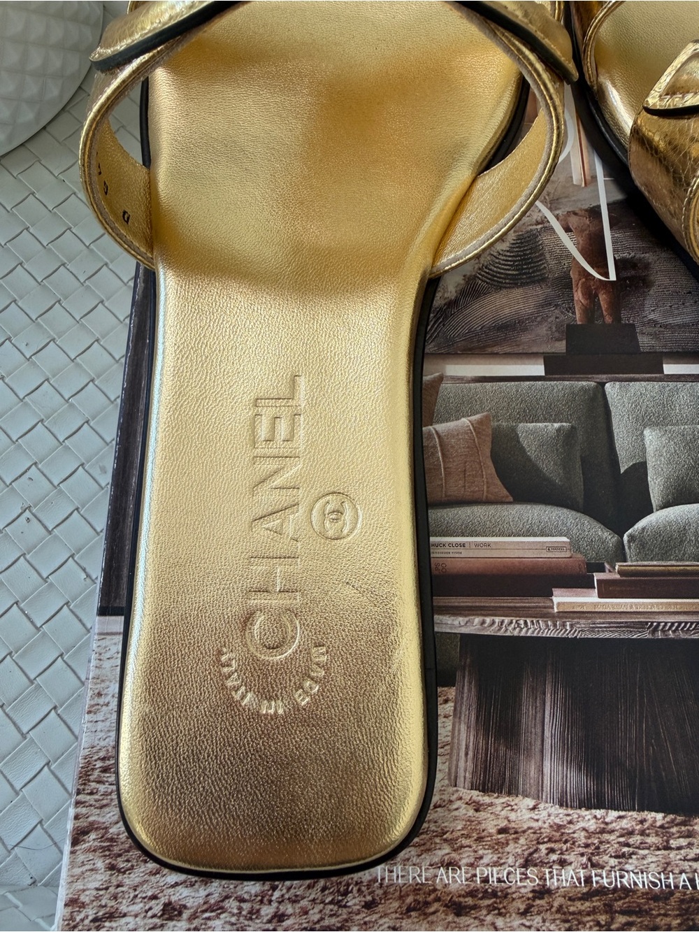 Chanel SS 26 Blazy Gold Crackled Leather CC Logo Slides Flat Mules Sandals 41 - Picture 9 of 17